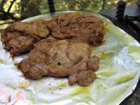 A grillezés ideje alatt megkenhetjük a húst a...