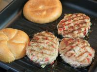 Miután a húst kivesszük, a húsból hamburger...