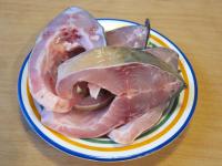 A pontyszeleteket leöblítjük, letörölgetjük....