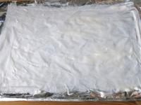 A munkalapra tegyünk egy 50 x 45 cm alufóliát....