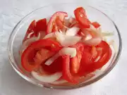 Paradicsom saláta