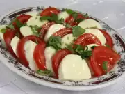 Caprese saláta
