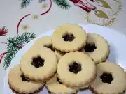 Omlós linzer sütemény