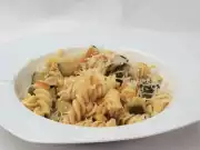 Tészta párolt zöldséggel